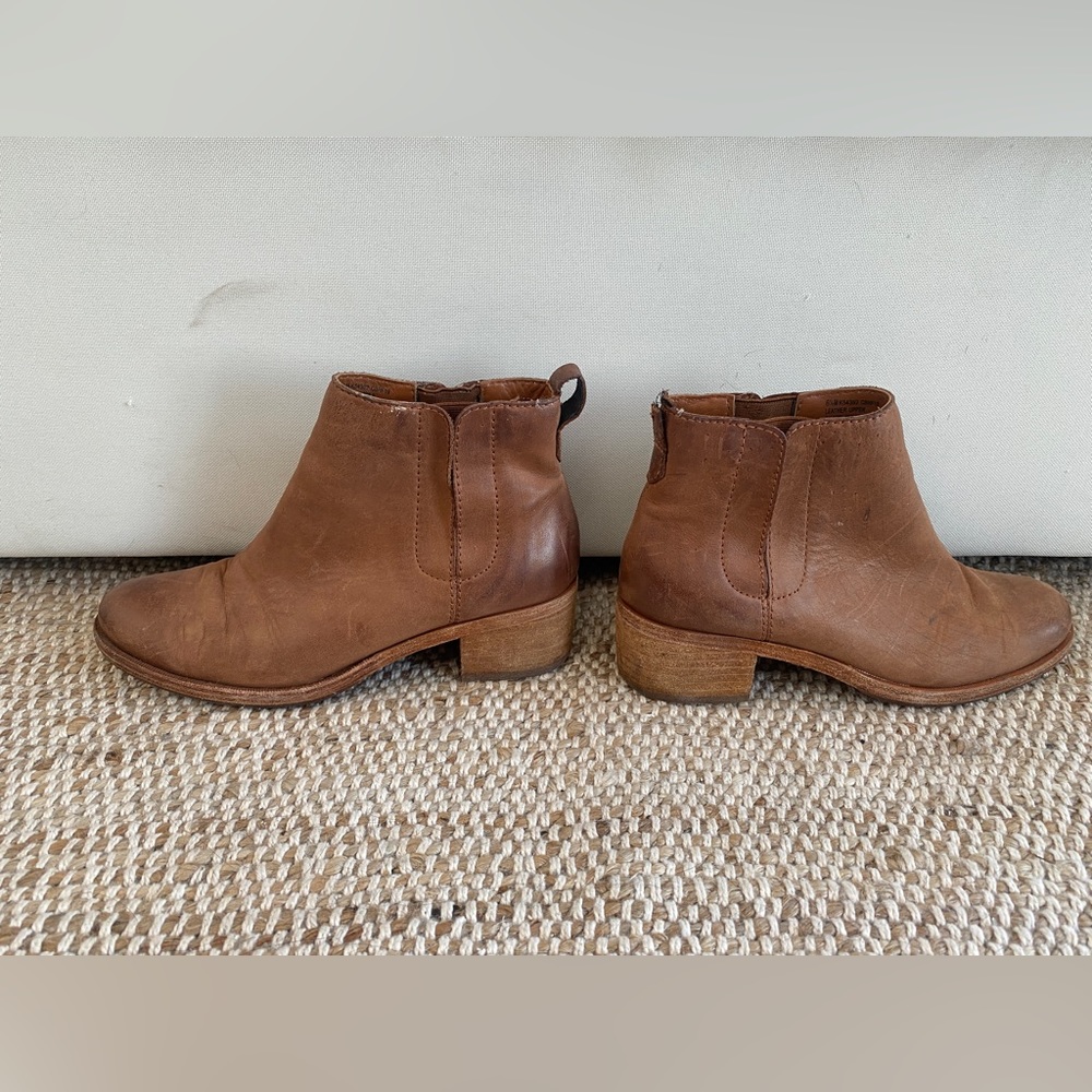 Korkease Tan booties